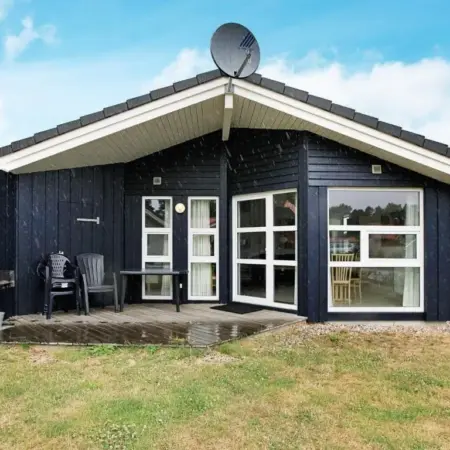 6 person holiday home in GROEMITZ