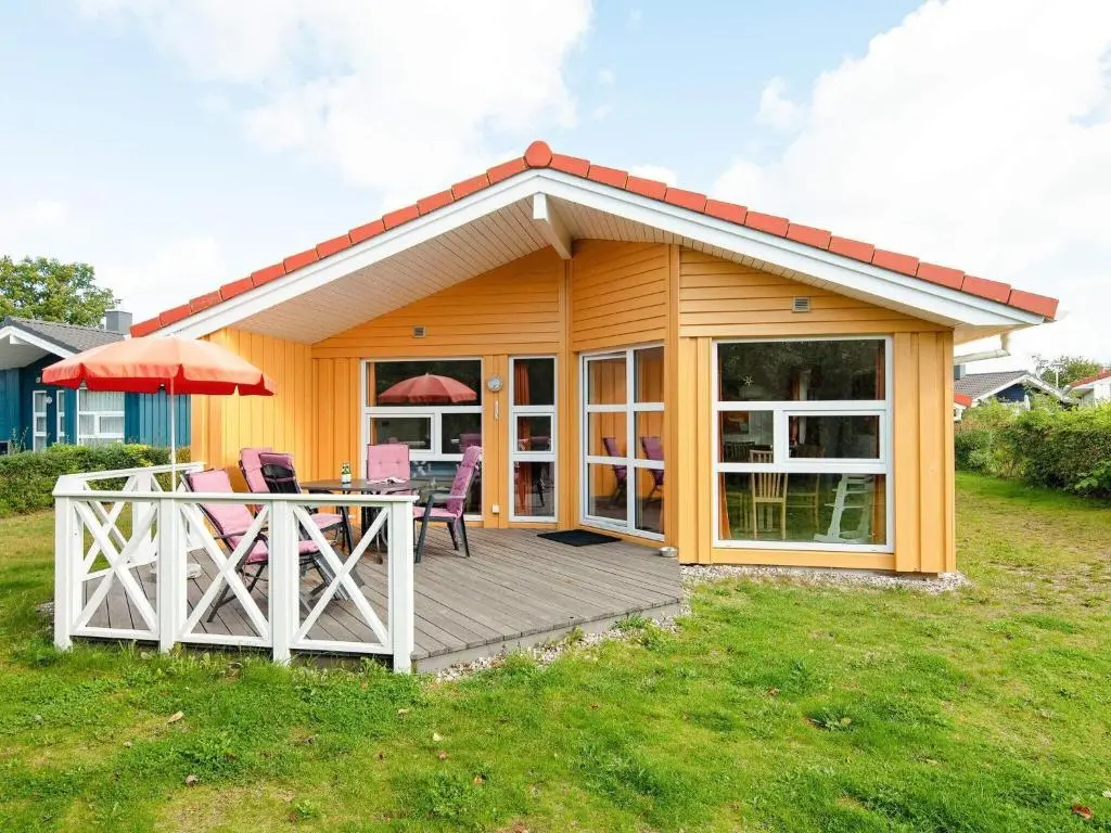 6 person holiday home in GROEMITZ