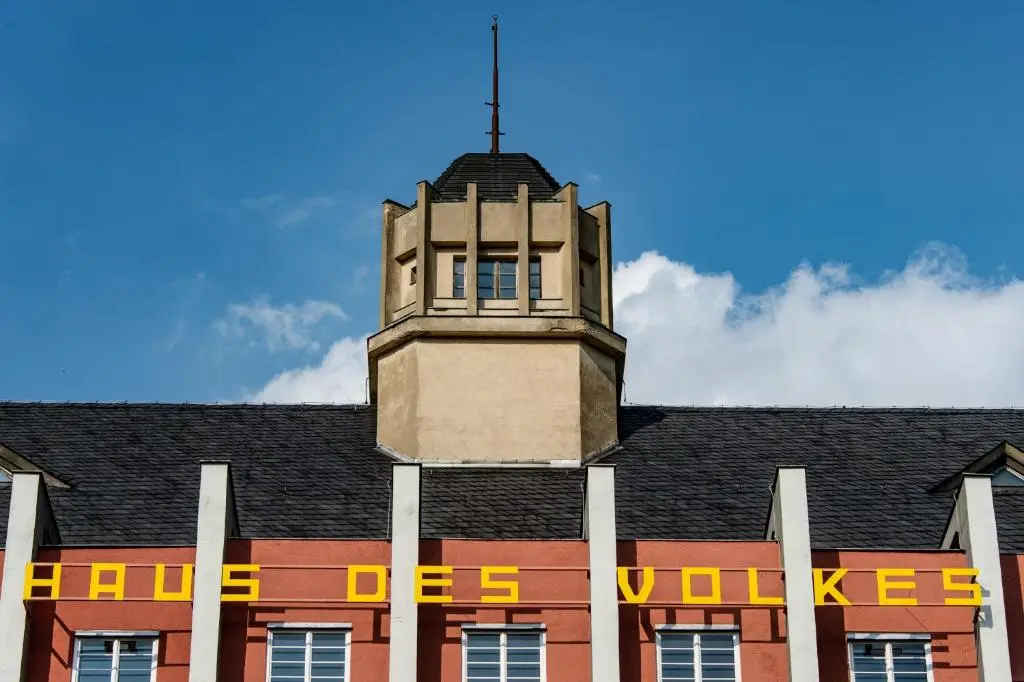 Haus des Volkes – Das Bauhaushotel